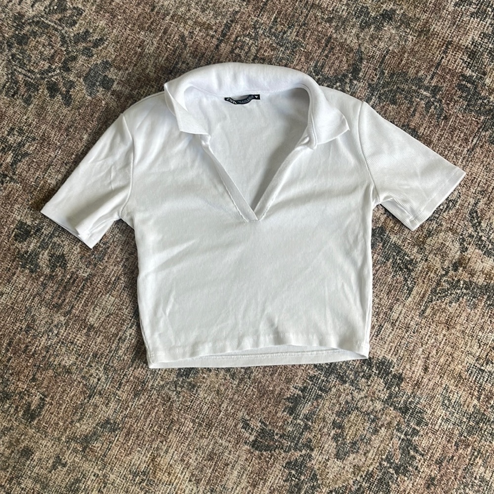 Zara cropped polo shirt in white size small